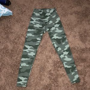 Camo workout leggings